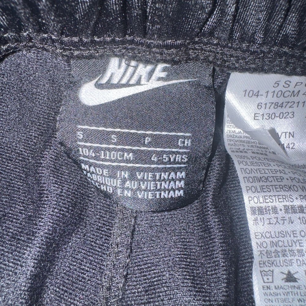 Nike Kids Black Sweatpants - Picture 6 of 7